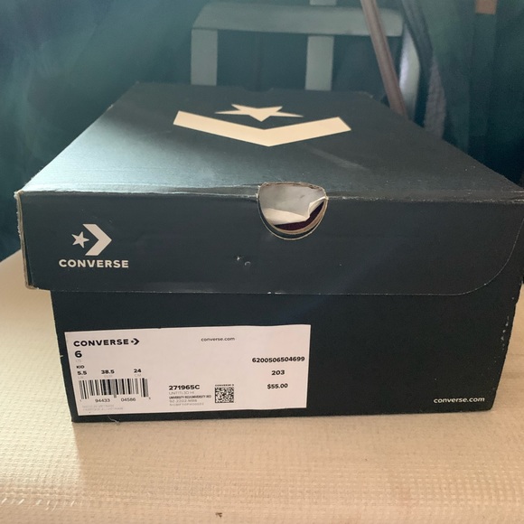 Kid’s Converse - Picture 2 of 2